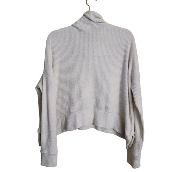 Free People Look Sharp Ivory Cowl Neck Sweater Size L - Picture 3 of 9